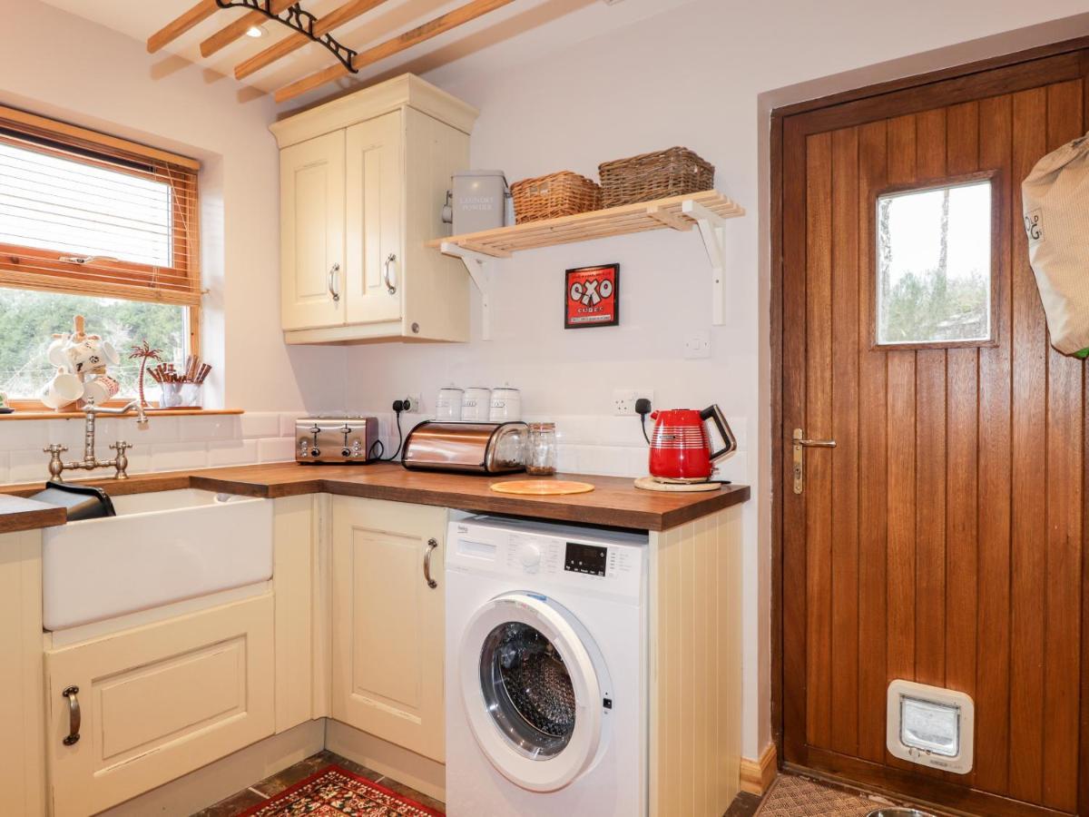 Bogindour Cottage Muir of Ord Buitenkant foto